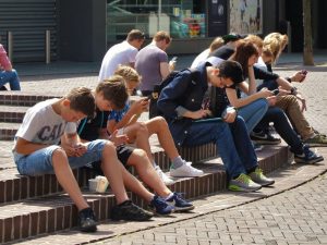 groupe de jeunes amis